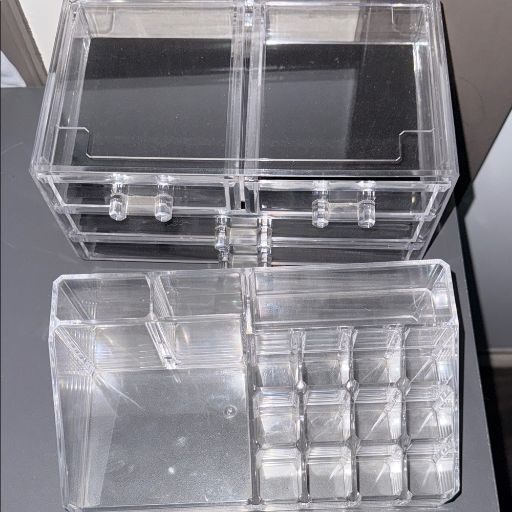 Transparent Cosmetic Storage Organizer with Drawers - Picture 3 of 5